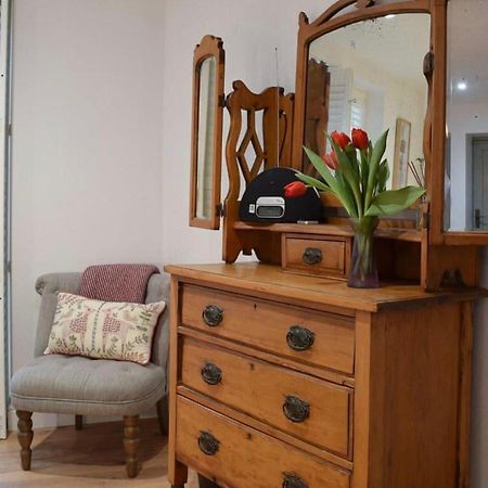 The Snug Entire Home Sleeps 2, Stratford Upon Avon Shottery 外观 照片
