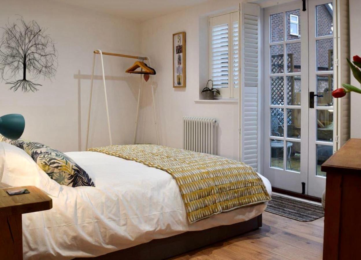 The Snug Entire Home Sleeps 2, Stratford Upon Avon Shottery 外观 照片