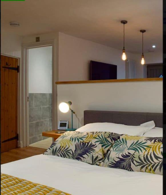 The Snug Entire Home Sleeps 2, Stratford Upon Avon Shottery 外观 照片